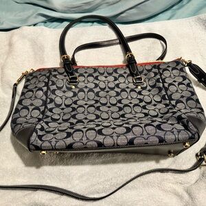 Coach kleo carryall tote in signature chambray